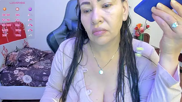 esmeralda milf online show from December 1, 2:42 pm