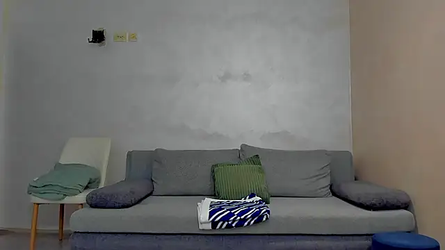 emilianna666 online show from April 8, 11:23 am