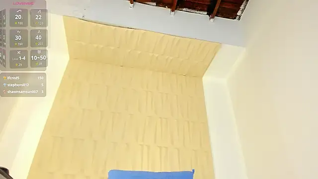 mia pineda online show from April 2, 9:34 pm