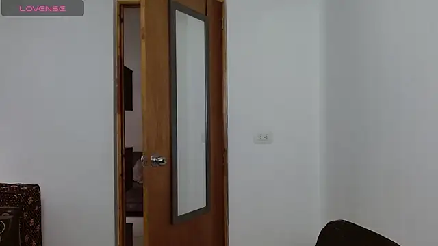 selena ferri online show from April 1, 9:45 pm