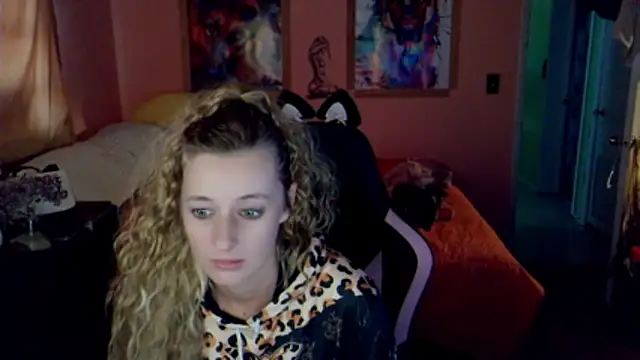 AsiaGoesPro online show from January 7, 8:34 pm