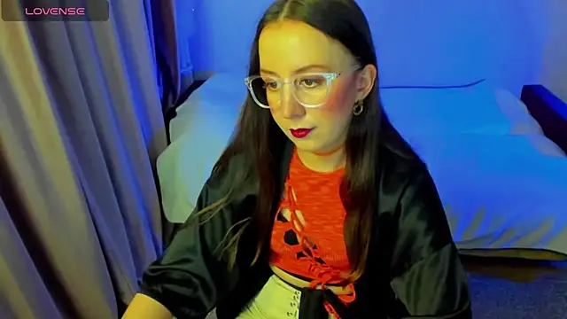 CurlySteph online show from June 21, 8:46 pm