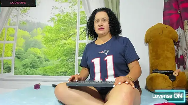 nikool32 online show from March 18, 10:09 am