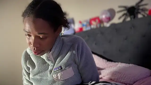 Cum2Charm online show from January 10, 2:16 am