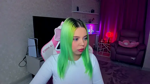 EnergyBunny 1 online show from October 22, 5:18 pm