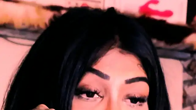 indian dreamgirl online show from November 27, 9:39 pm