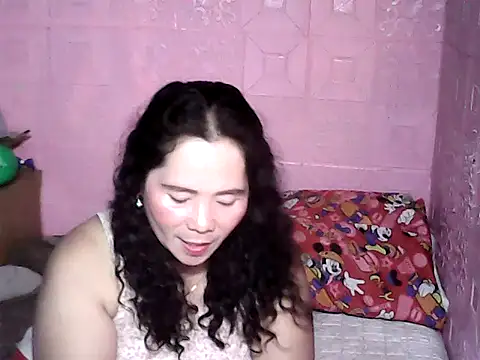 hotpusie 4u online show from September 15, 1:41 pm