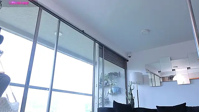 mandi4pole  online show from September 8, 8:52 pm