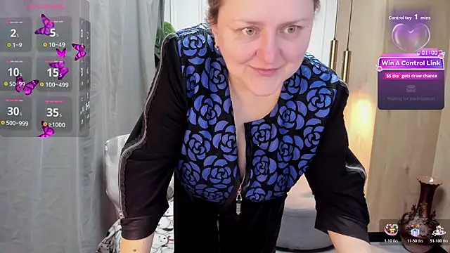 ScarlettSoft online show from April 10, 6:41 am