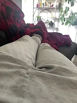 Snapshot of geilmeisje98 chatting on October 5, 9:58 am geilmeisje98 online show from October 5, 9:58 am