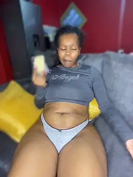 cherryontopy online show from April 14, 4:40 pm