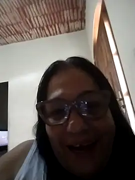 Snapshot of catdool chatting on October 27, 11:06 am catdool online show from October 27, 11:06 am