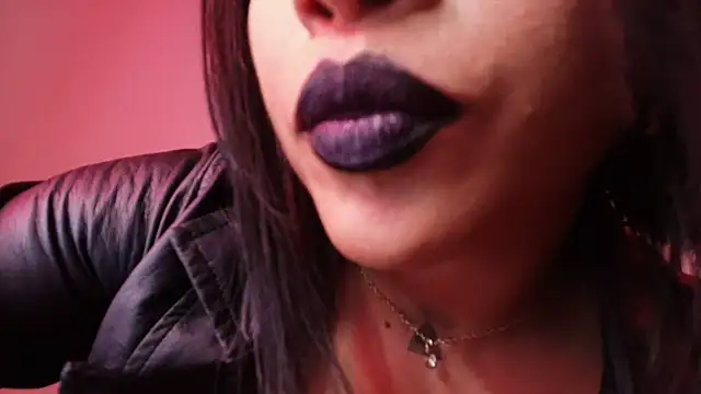 arianna smith  online show from November 29, 9:41 pm