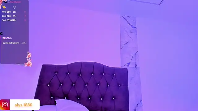 alysson 18 online show from November 26, 1:34 pm