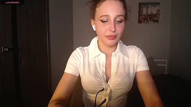 AliceTurnOn online show from January 31, 10:41 pm