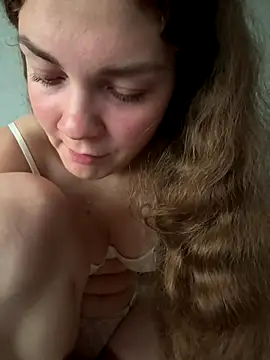 Snapshot of Sweet_Monro chatting on October 6, 7:14 am Sweet Monro online show from October 6, 7:14 am