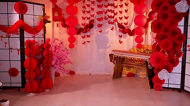 KittyCaitlin online show from February 27, 6:08 pm