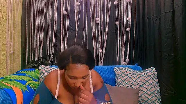 mysticeboney online show from November 9, 7:10 pm