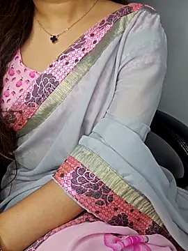 Snapshot of aliyaah_singh chatting on September 15, 5:42 pm aliyaah singh online show from September 15, 5:42 pm