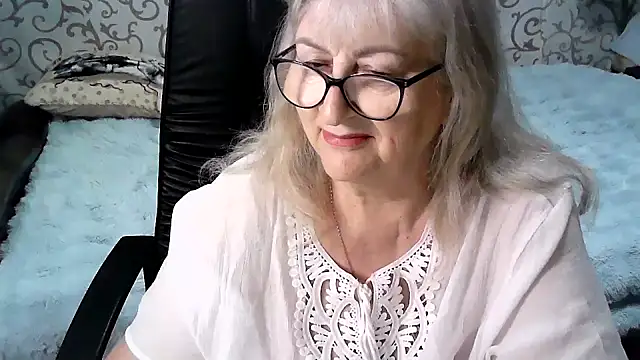 LolkaAlyss online show from October 10, 7:13 am