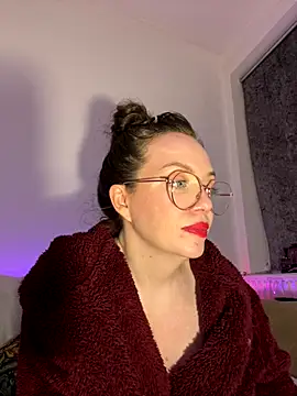 FemDom RubyKnightXXO online show from December 19, 9:29 pm