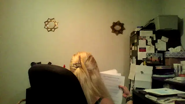 XTRAHORNYONE online show from October 11, 4:17 am