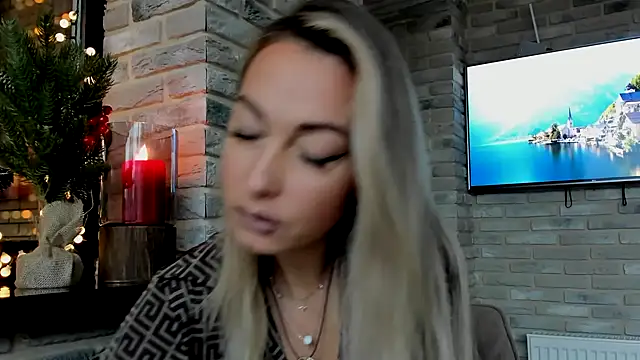 StarryHanna online show from December 2, 8:59 am