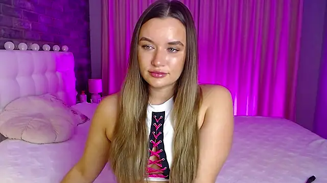 vickymur online show from December 4, 5:03 pm