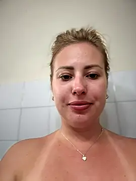 AlisaWhite online show from September 22, 12:58 pm