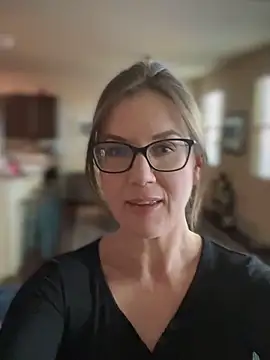 MaiseKnox online show from October 4, 10:36 pm