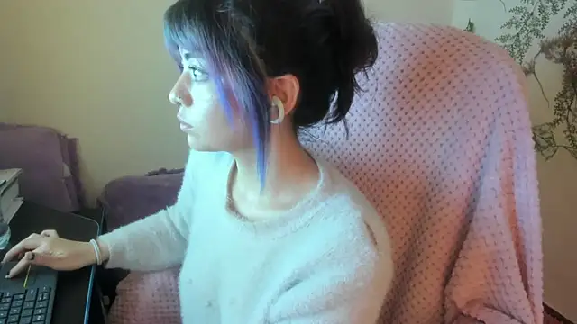 Sammysammy  online show from September 19, 12:48 pm