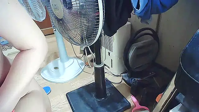 Snapshot of cindy01113520 chatting on October 2, 9:42 pm cindy01113520 online show from October 2, 9:42 pm