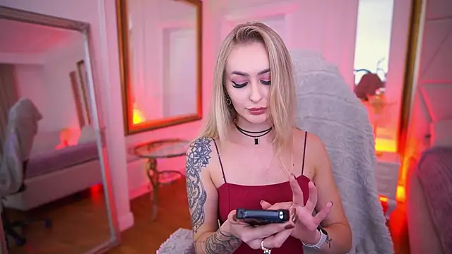 GraceCandy online show from December 15, 9:53 pm