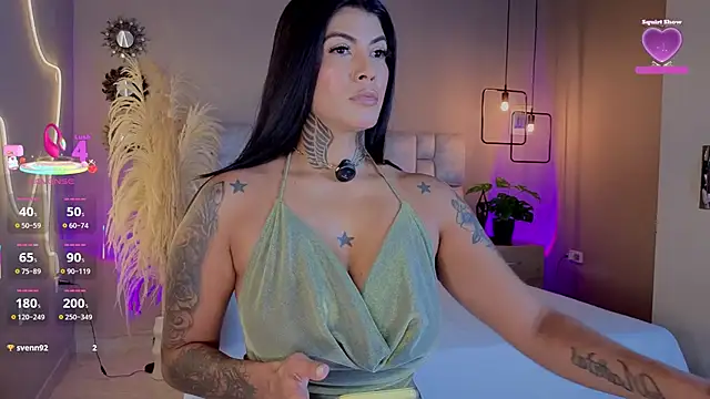 pamela reyes  online show from December 1, 8:44 pm