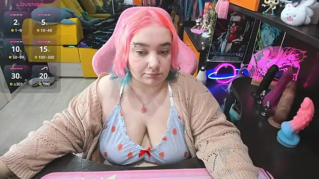 Softie Sofy online show from December 5, 3:17 am