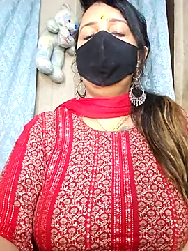 cute-tanvi online show from February 18, 1:38 am