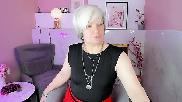 CarmenSoft online show from May 9, 8:55 pm