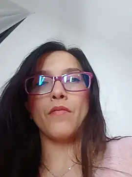 Perladulce online show from June 6, 11:44 pm