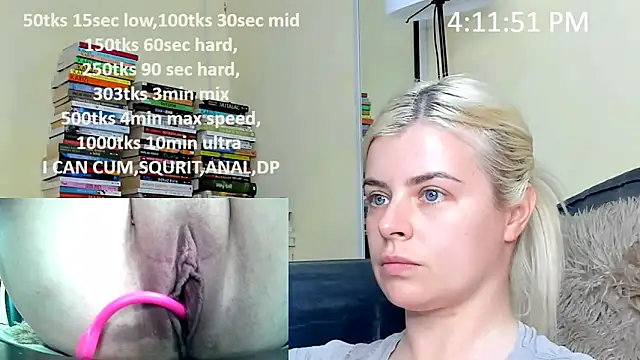 queenofthenighttt online show from April 10, 2:12 pm