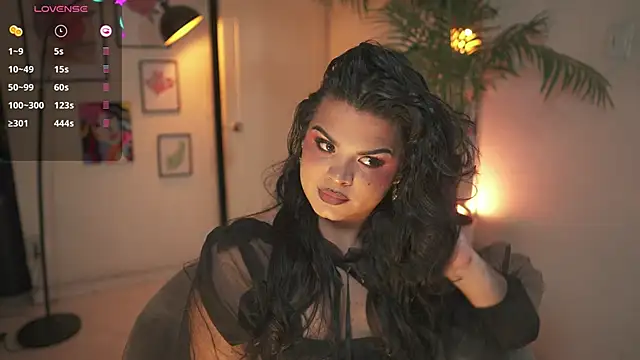 artechloe online show from January 10, 10:58 pm