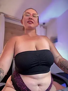 halaaa 1 online show from December 2, 7:27 pm