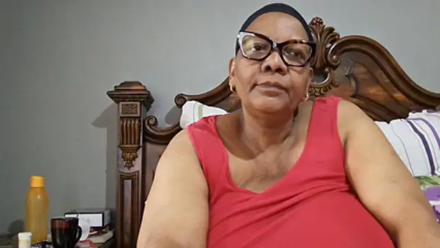 SEXYBOOBSNASS online show from October 28, 4:51 am