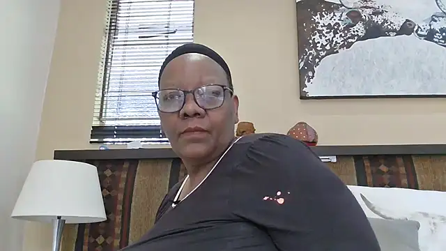 Snapshot of SEXYBOOBSNASS chatting on September 16, 6:32 am SEXYBOOBSNASS online show from September 16, 6:32 am