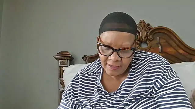 SEXYBOOBSNASS online show from November 29, 5:11 am