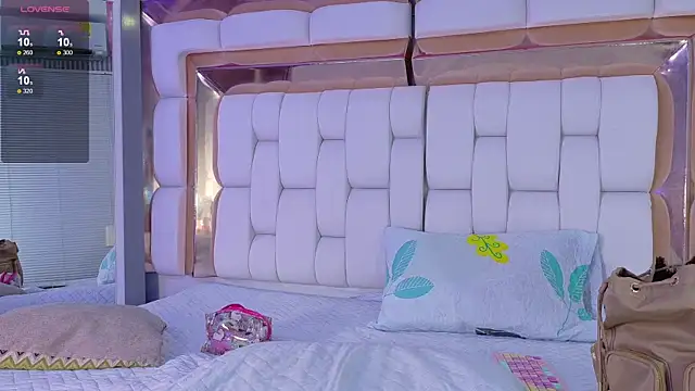 sexysistter online show from September 17, 12:36 pm