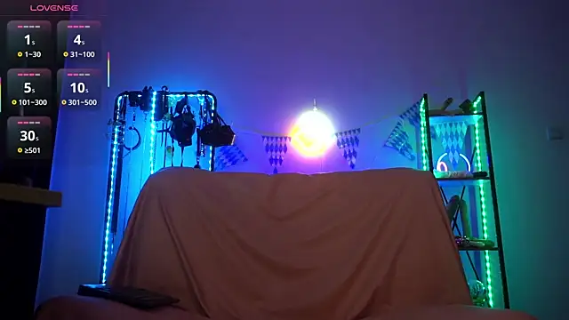 CyberXGoddess online show from October 4, 2:00 pm