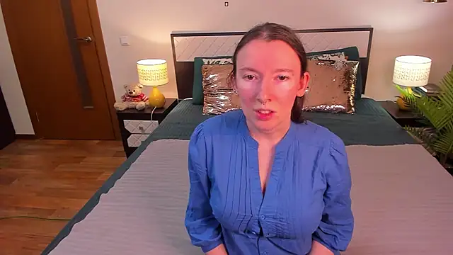 CatherineWalls online show from May 31, 1:55 am