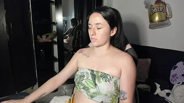 NoahWilliams  online show from February 9, 9:17 pm