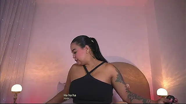 alexaa walker online show from January 15, 12:00 pm