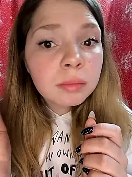 Zuli Kiska online show from March 24, 8:03 pm